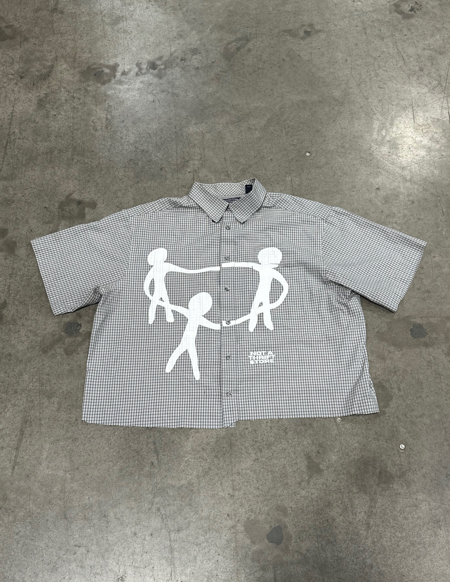 Cropped Grey Short Sleeve Button Down - XXL