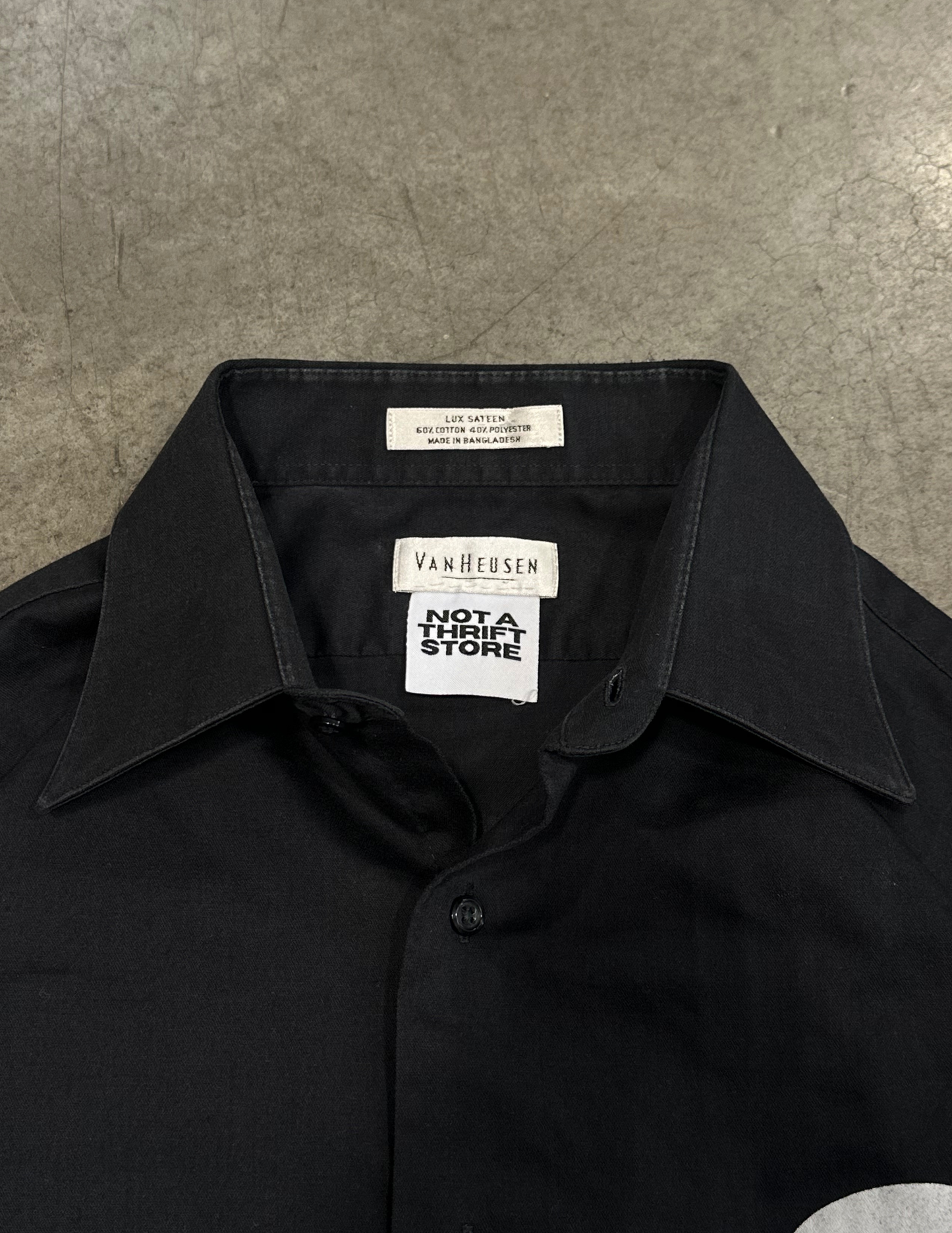 Black Van Heusen Long Sleeve - M/L