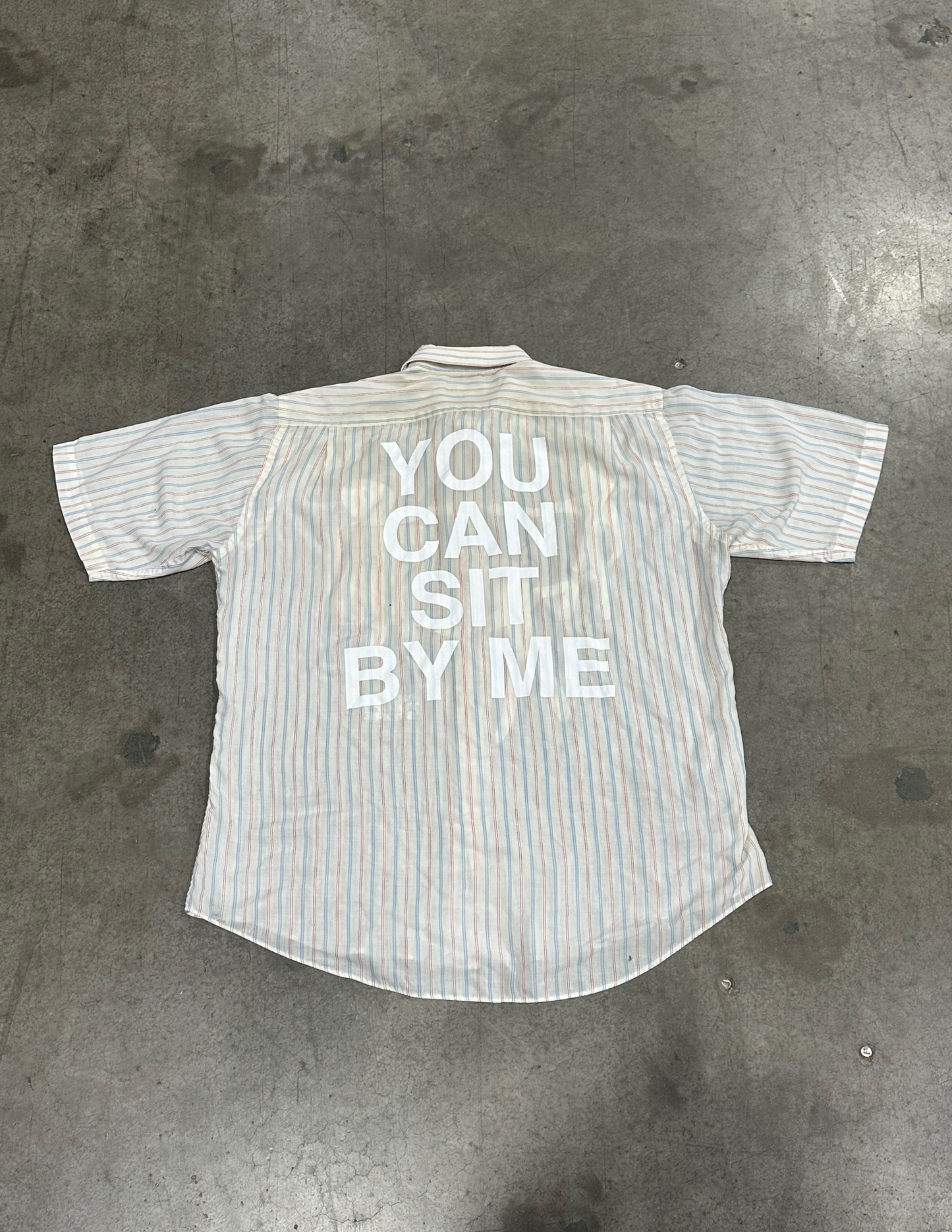 90's Cream, Red & Blue Pinstripe Button Down - M