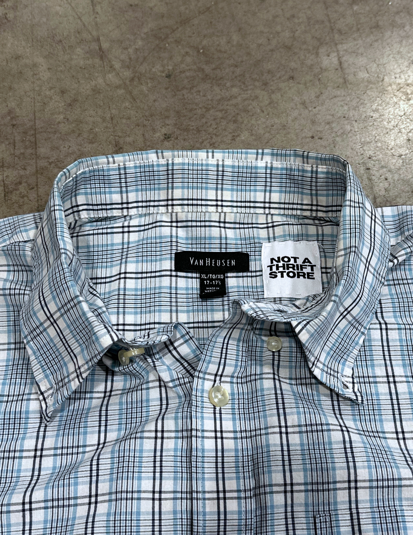 Cropped Blue Plaid Van Heusen Button Down - XL